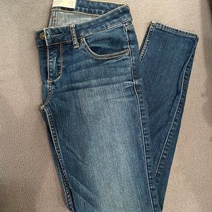 Abercrombie & Fitch jean. Size 2